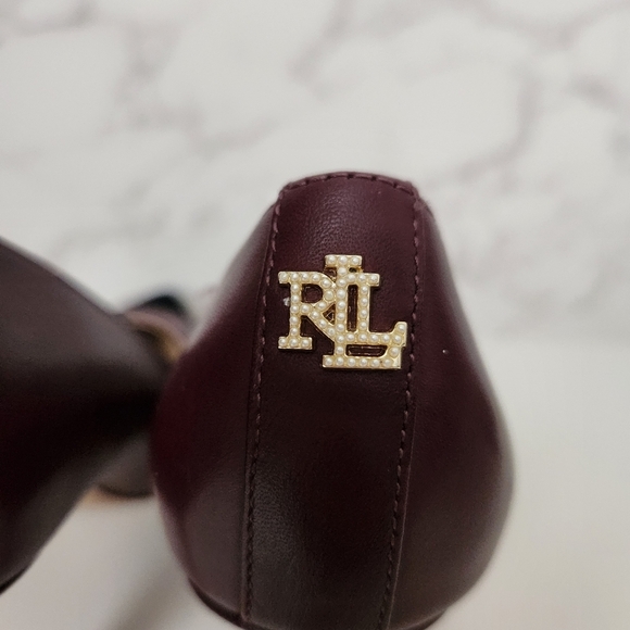 NWOB Lauren Ralph Lauren | Lindella Leather Black Velvet Cap Toe Pumps - Size 8 - Picture 6 of 10